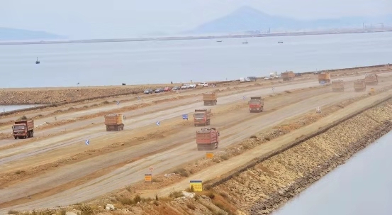 山西建投机械化集团助推世界最大海上机场Z6尊龙凯时