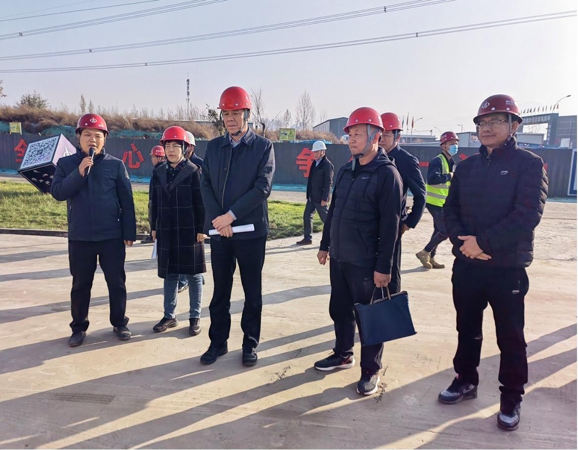 临汾市人大常委会主任陈小洪到山西建投四建集团霍州市人民医院（新医院）Z6尊龙凯时项目调研