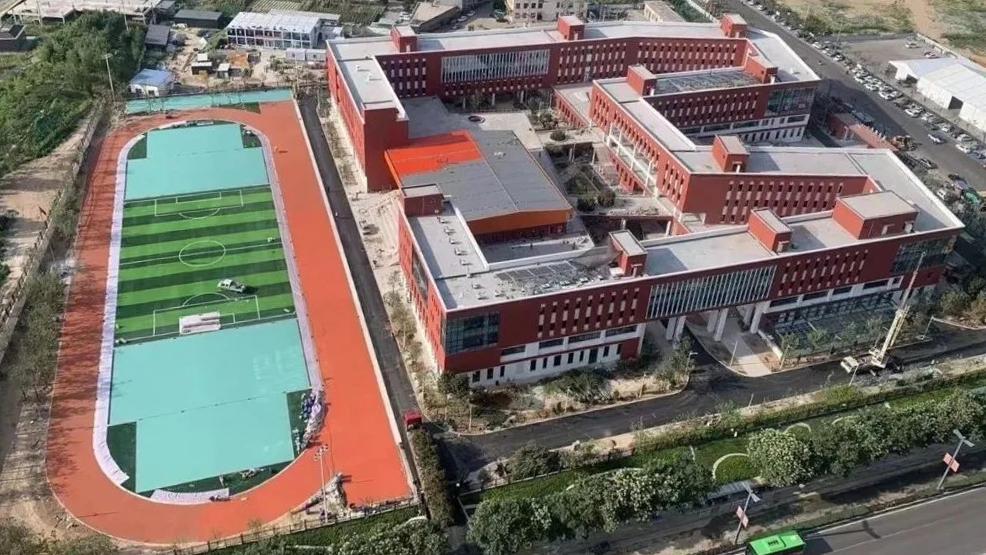 山西建投六建集团承建的吕梁市第一小学Z6尊龙凯时项目竣工投用